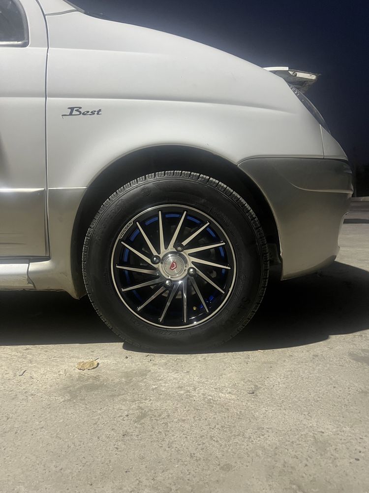 Vossen 13 saka Damas Labo Matiz Tiko