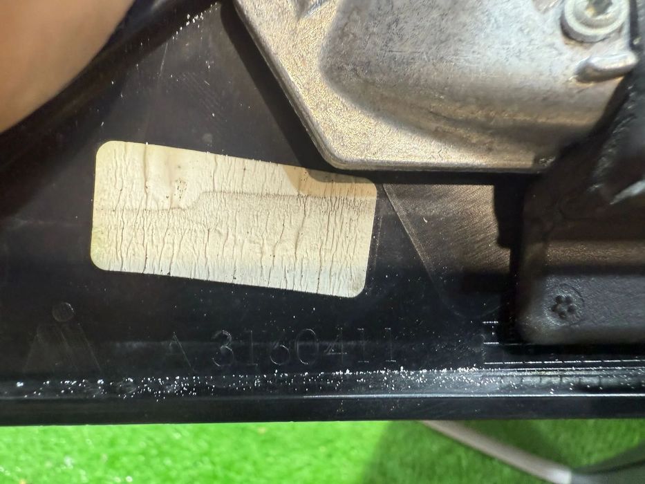 OGLINDA STANGA 1-8 PINI / 2-7 PINI MERCEDES BENZ C220 2012 CDI 2.1 DIESEL C-Class W204 BREAK MODEL T COD OEM A3160411 2007-2015