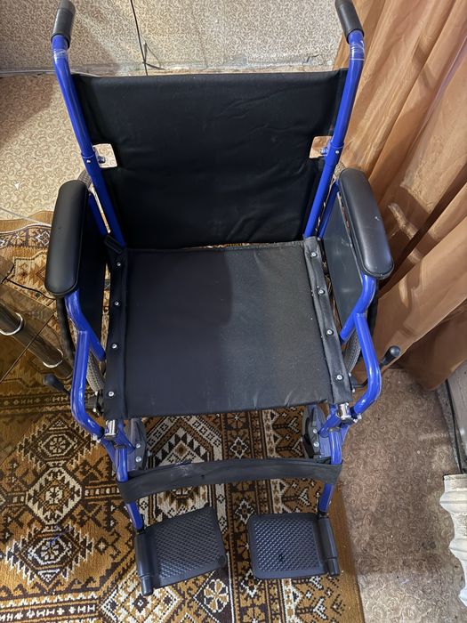 Инвалидное кресло