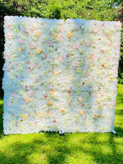 Panou floral sau cu baloane