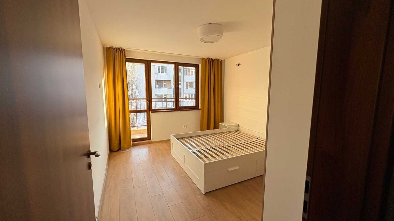 Дава се под наем Двустаен апартамент в София, Света Троица - 70 кв.м за 459 € - Снимка #2