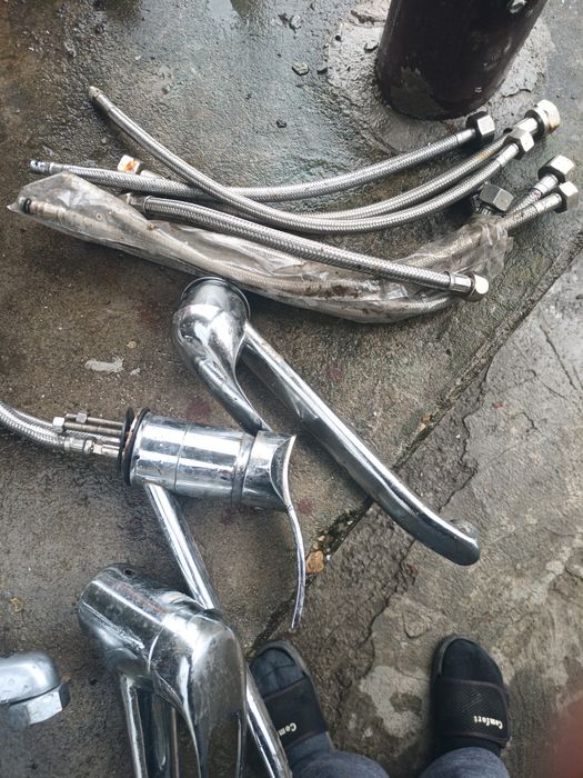 Baterii de vana si chiuveta noi