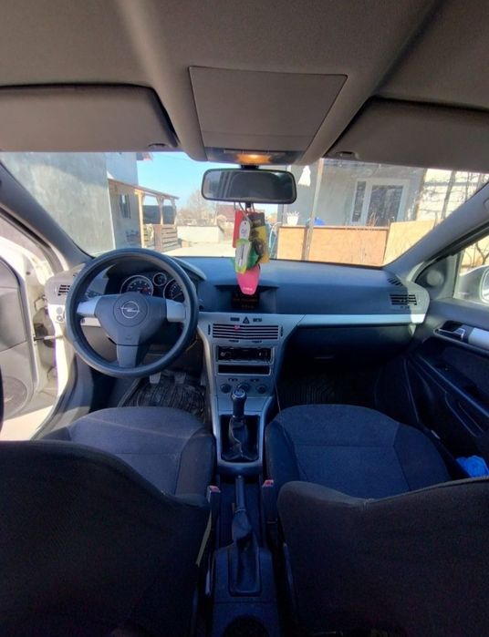 Opel Astra GTC 1.8 140 CP 2009