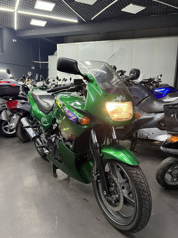 Мотоцикл Kawasaki GPZ500 в Хорошем Состоянии! Без пробега по РК!