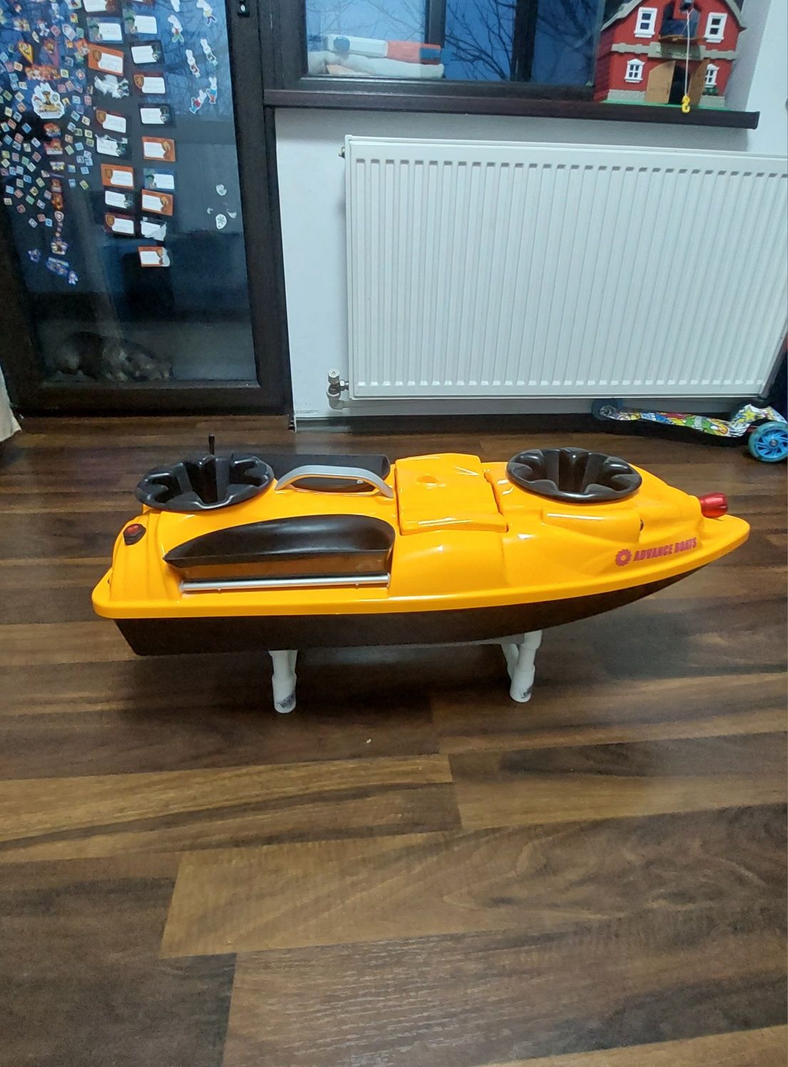 Navomodel Plantat Andvance boat spreeder 2