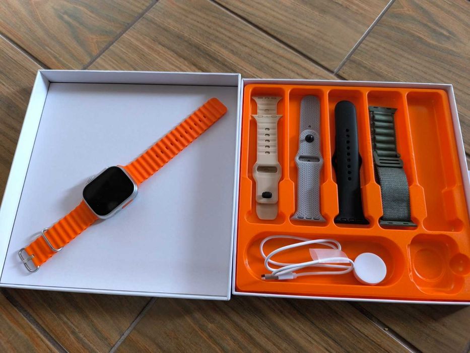 Смарт часовник + 5 каишки