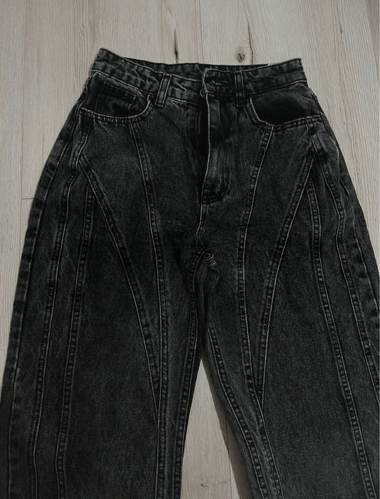 Blugi negri cu model