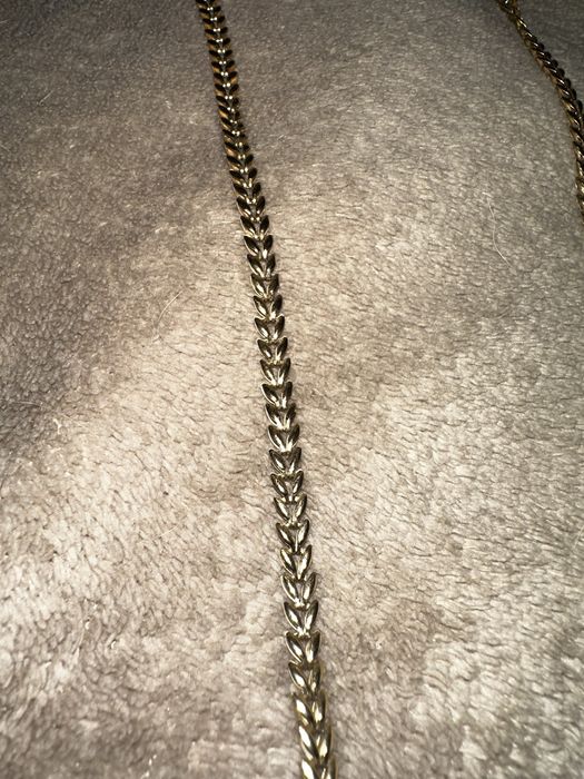 Lanț de aur pentru dame