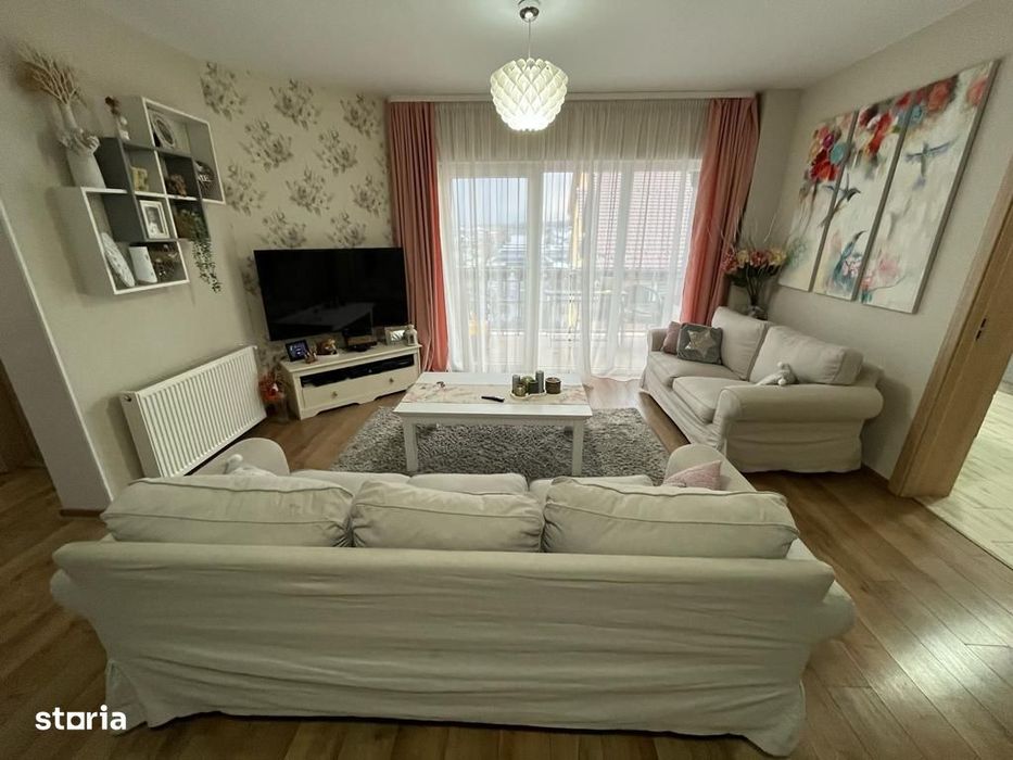 Apartament 5 camere zona Calea Cisnadiei