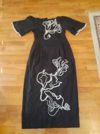 Платье под гизия ткань плотная с хб Турция размер 50 спереди вышивка