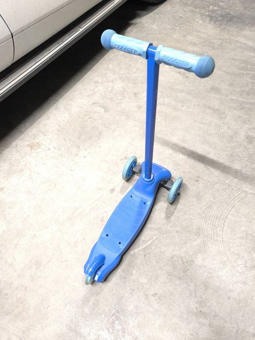 Тротинетка Play Tive