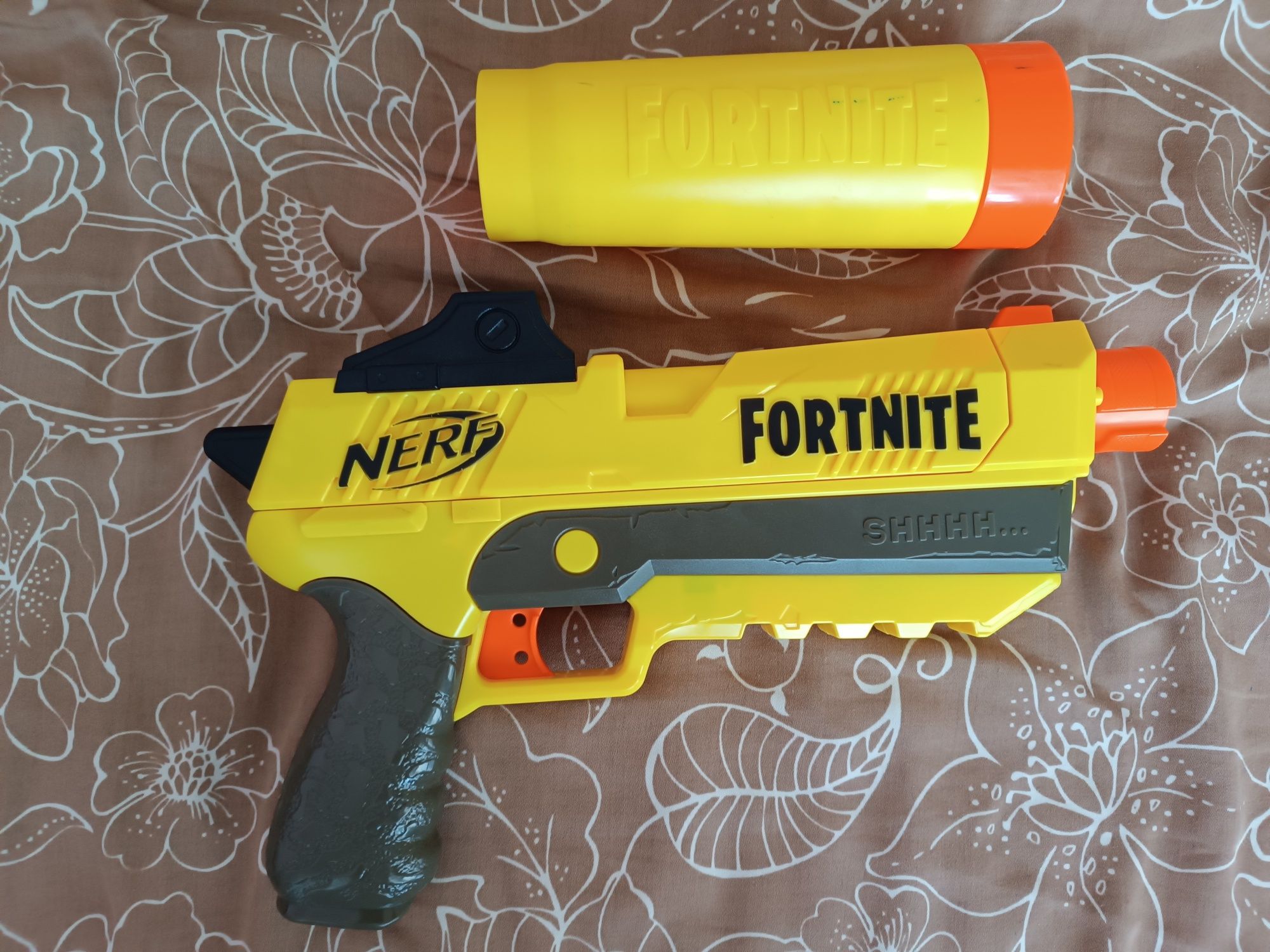 Пистолет  за игра NERF