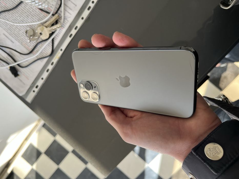 iphone 11 pro zurrrr