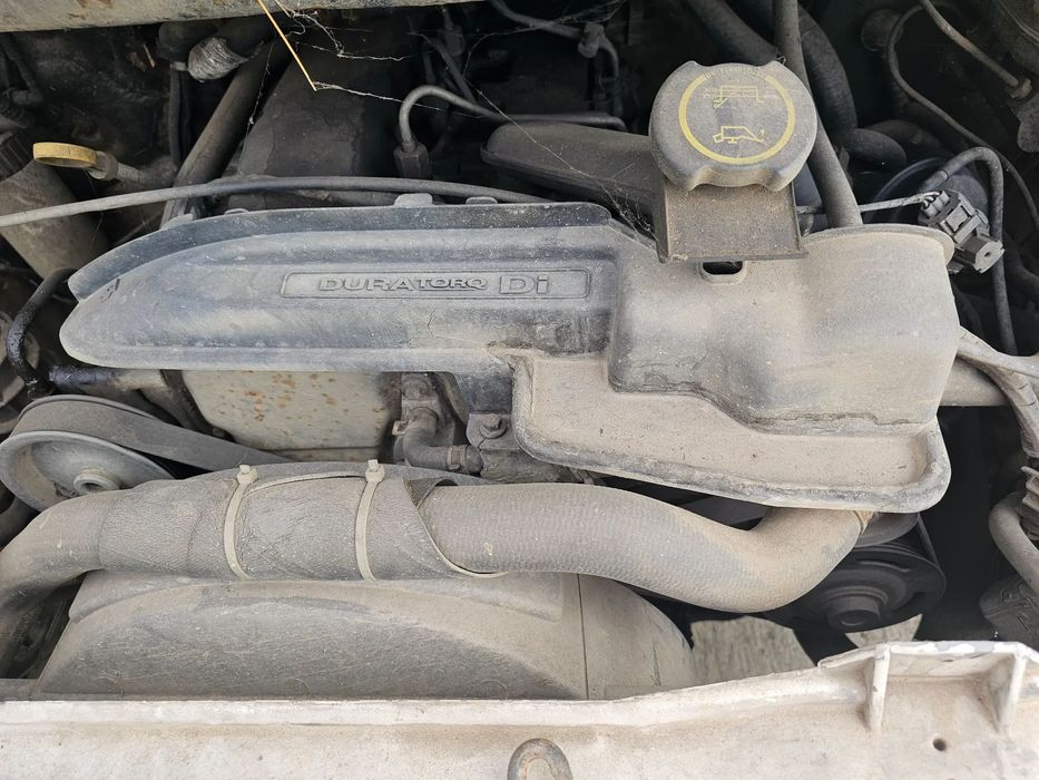 Dezmembrez Ford Transit 2.4 TDDI cod FXFA 85 kw euro 3 an 2004 punte dubla