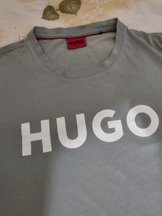 Тениска HUGO- нова