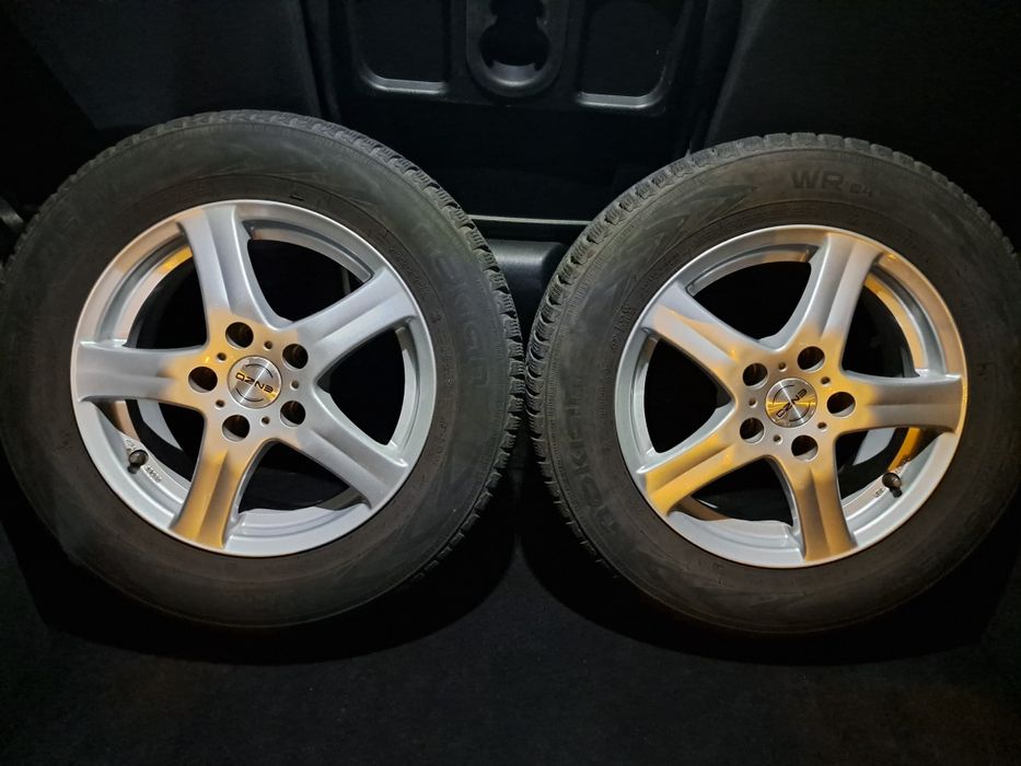 Jante aliaj originale R15 5x112  Enzo cu anvelope iarna.
