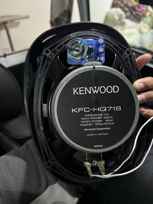 Kenwood 718 sostayenasi bomba