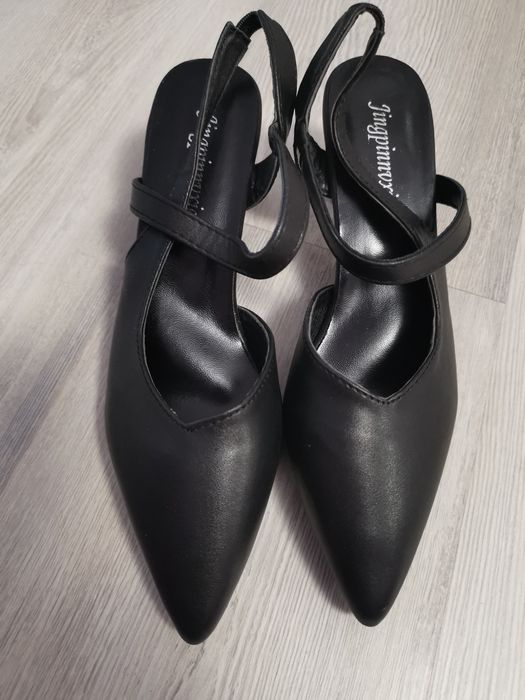 Pantofi negri 37 bareta elastica