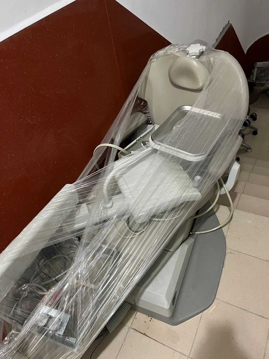 Scaune dentare Pelton & Crane (Prețul este pentru toate 4!)