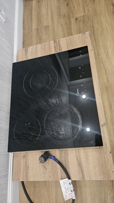 Электроплита Midea