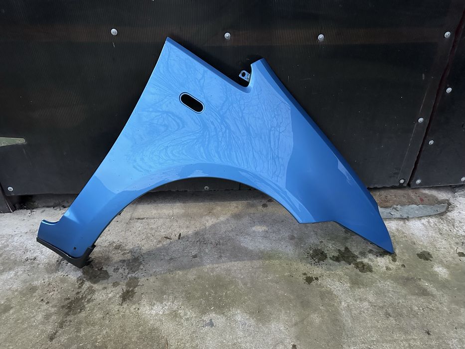 Aripa dreapta fata Ford C Max facelift 2007-2010