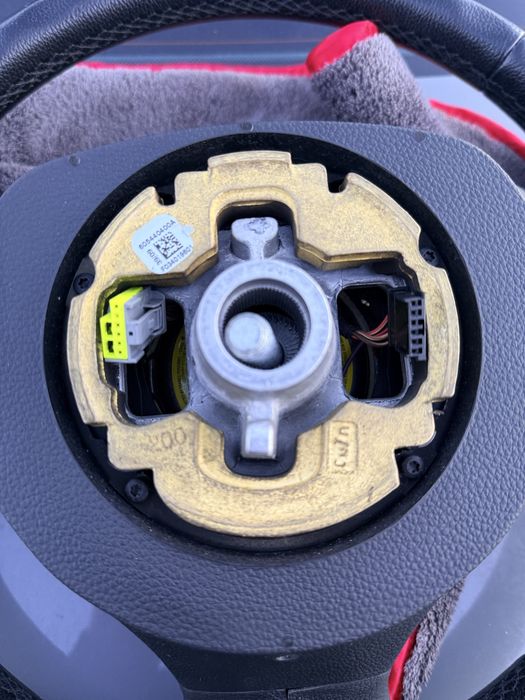 Бмв е60 с волана бутон