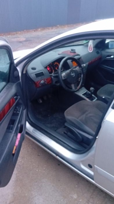 Vând Opel astra 1.7 diesel
