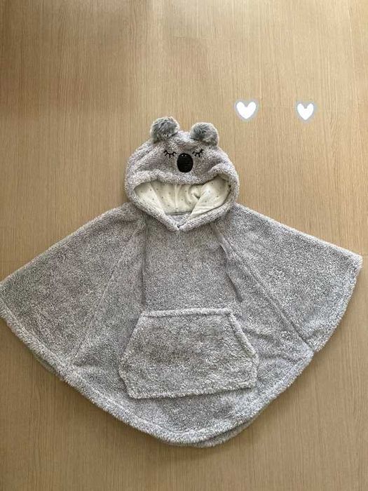 Топло детско пончо Matalan, размер S, 13-14г., ръст 164 см.