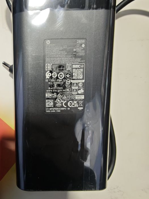 Laptop Gaming HP Omen 16 = Ryzen 9 7940HS/RTX 4070/32 Gb RAM/1 Tb