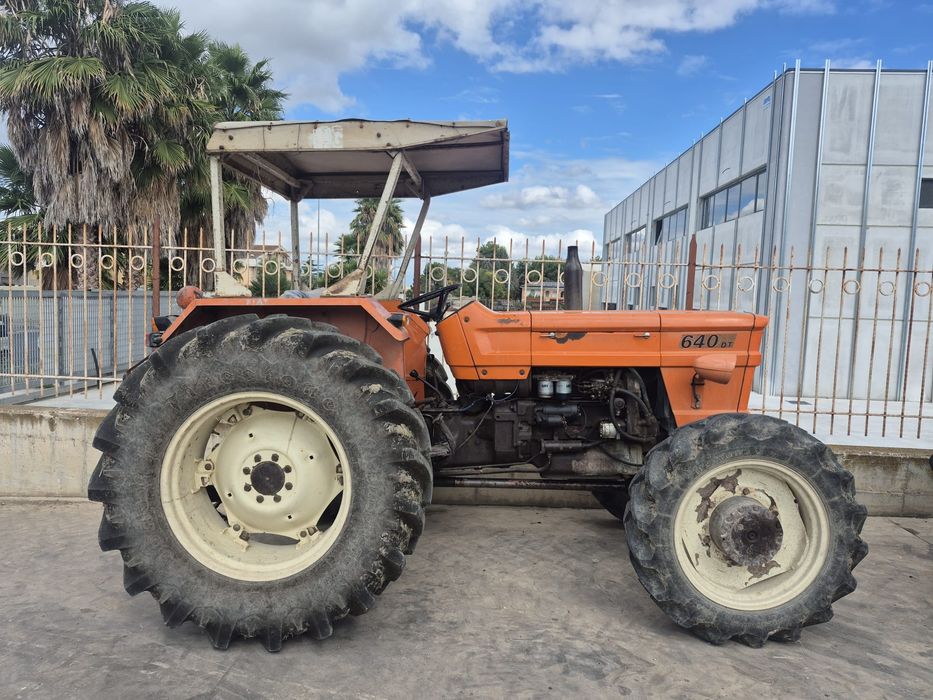 Tractor Fiat 640 DT DTC original anvelope radiale noi stare impecabilă