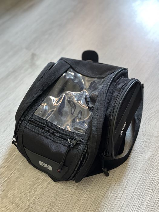 Accesorii moto diverse ( geanta, genunchiere, manusi, etc)
