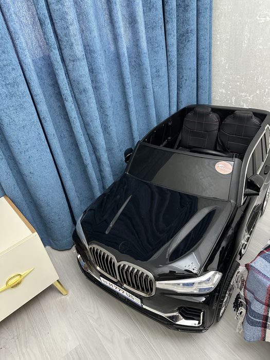 Машина детская двухместная