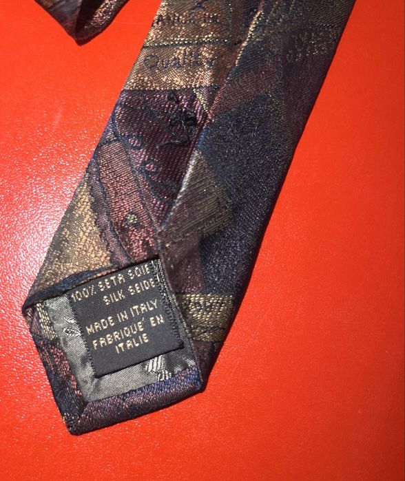 Cravate Vintage Karl Lagerfield,Armani,Versace
