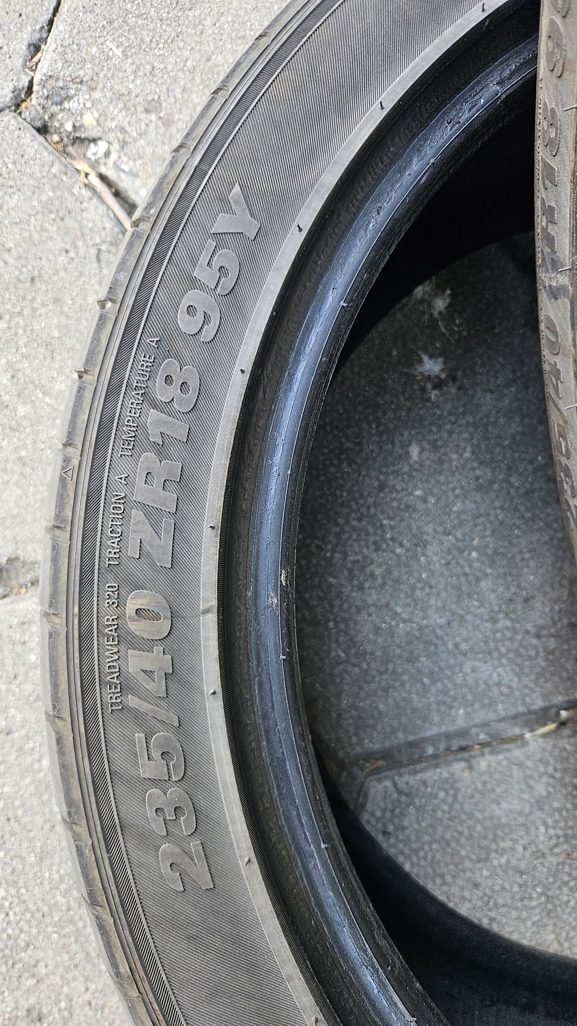 Летни гуми KUMHO PS71 , 235/40 ZR18 95Y - 2 броя