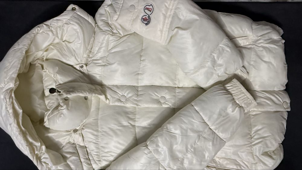 Moncler яке/jacket