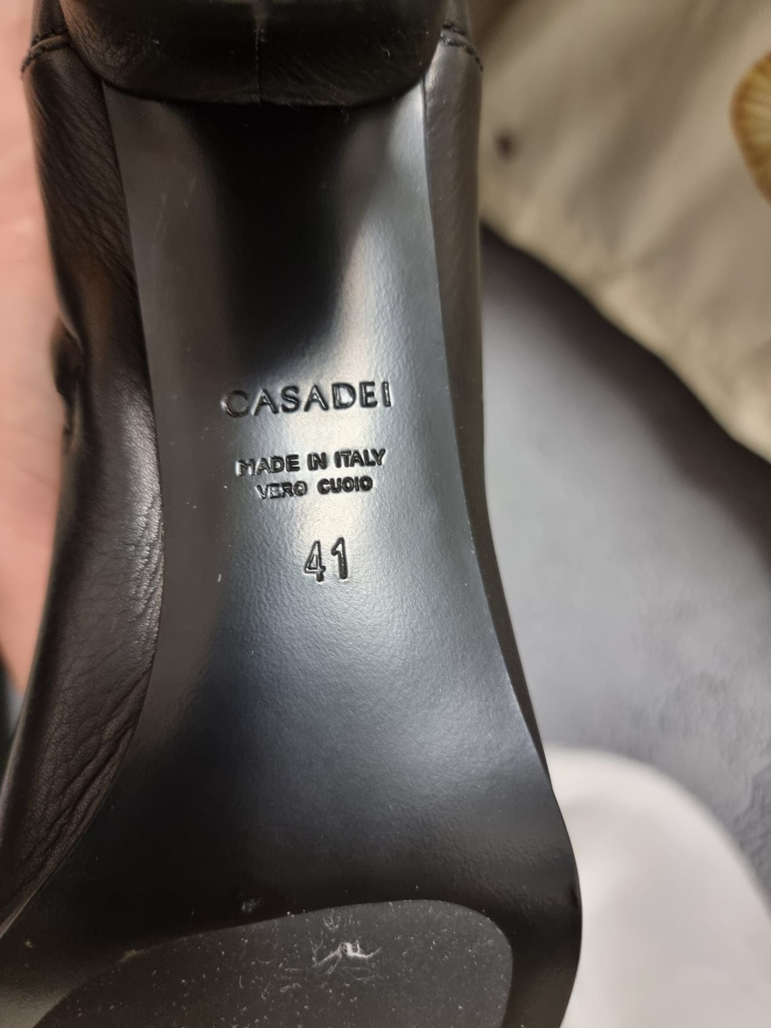 Cisme dama noi casadei