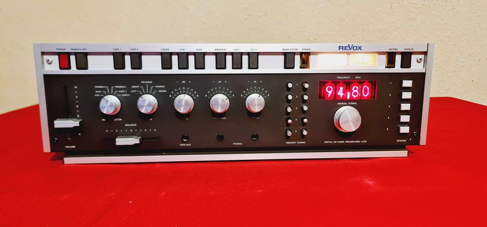 ReVox A720 Preamplifier Tuner Nixie Tube Display