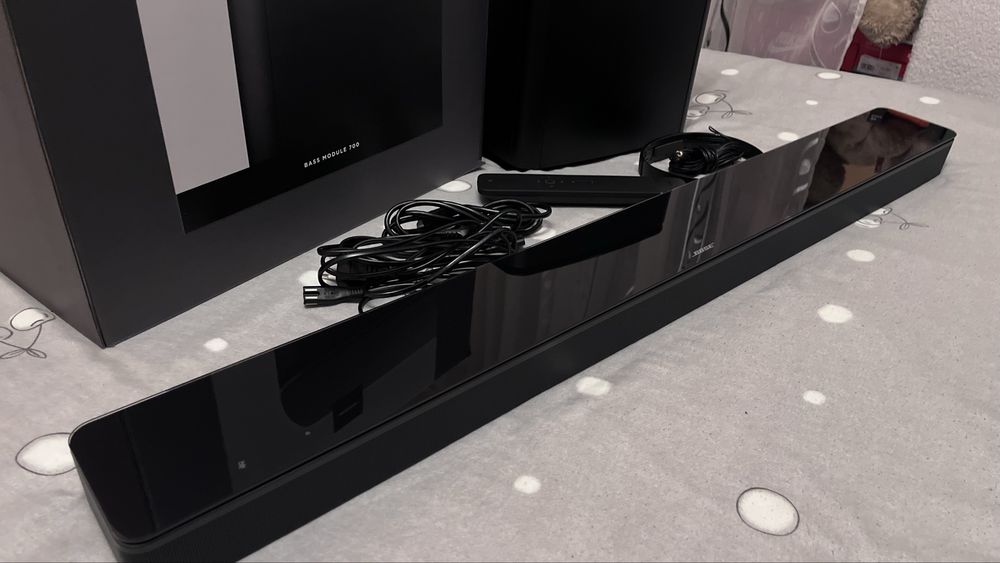 Bose Soundbar 700  TOP! Пълен комплект аксесоари !