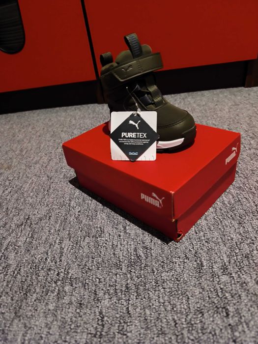 ghetuțe puma numărul 19