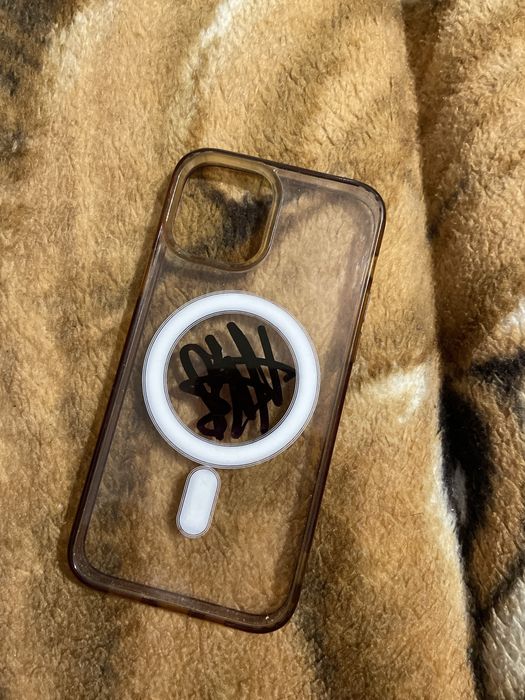 Vând husa iphone 12 cu autograf de la Dorian Popa