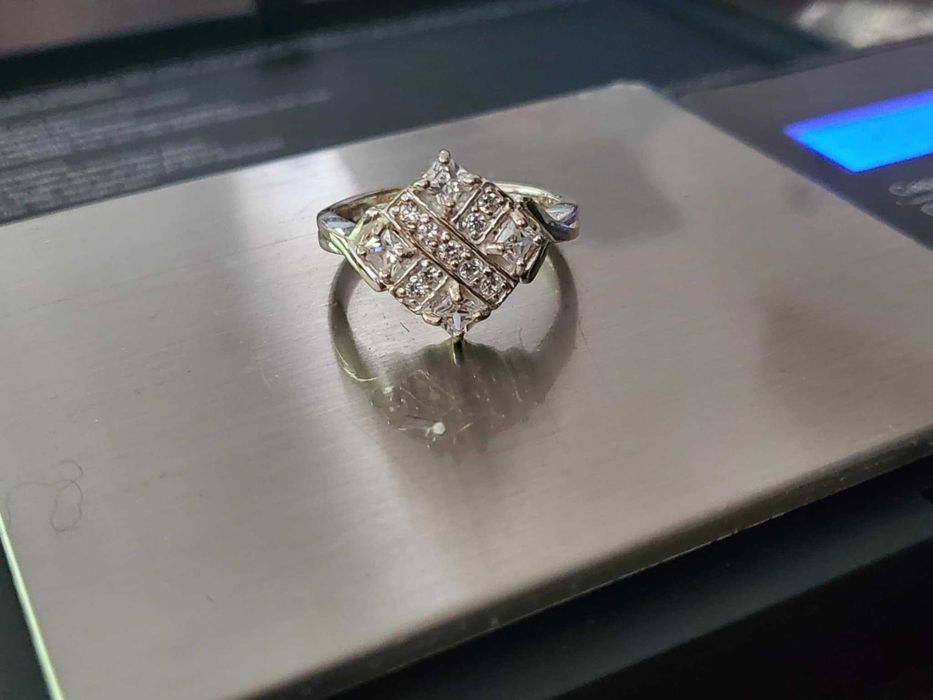 AG95,inel argint 925,nou/marcat, zirconiu alb, model deosebit