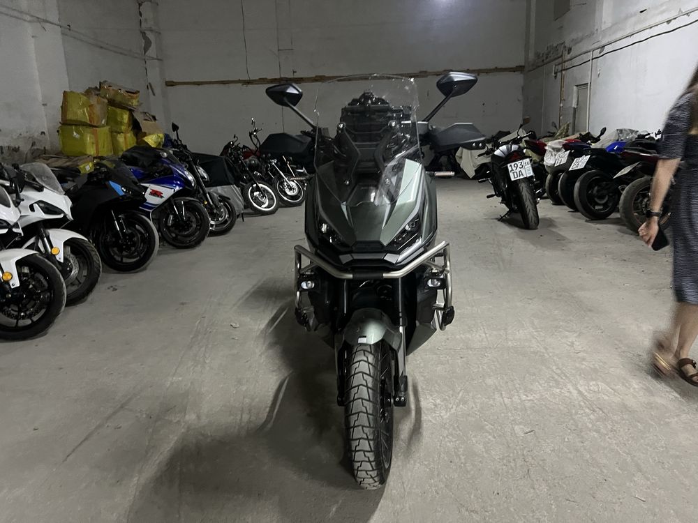 Скутер Zontes ZT368T-G