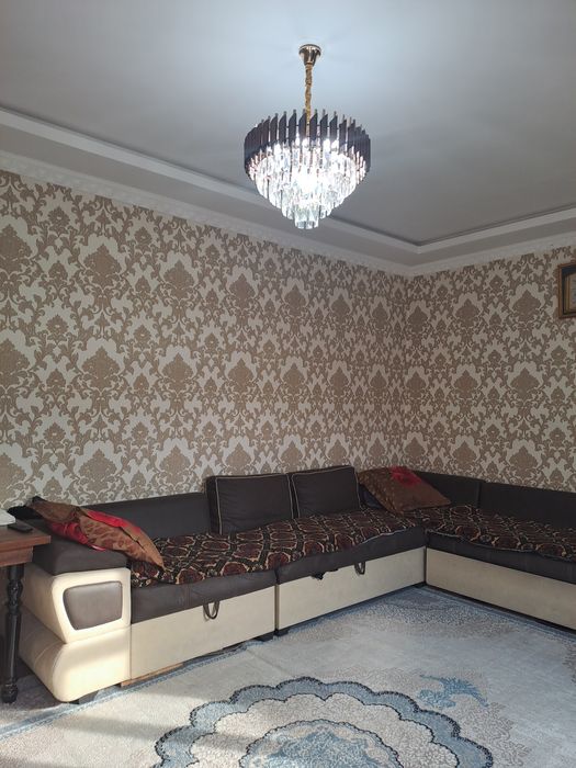 Олмазор тумани Чимбойда 2,7 сотих уй сотилади  3та хона  110,000  $