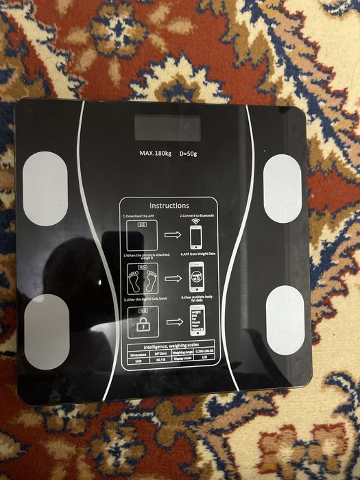 Продам весы электронные папольные