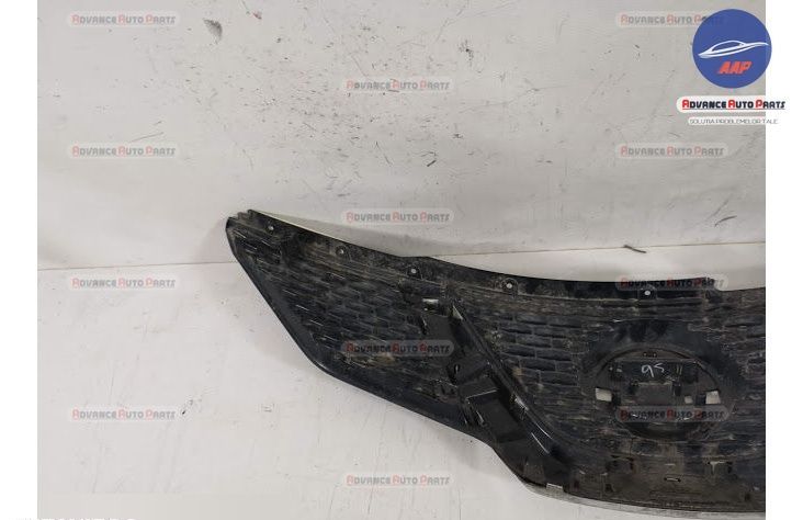 Оригинална централна решетка на радиатора Нисан Кашкай / Nissan Qashqa