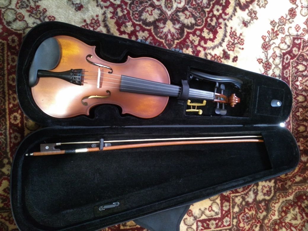 Цигулка. Violin.
