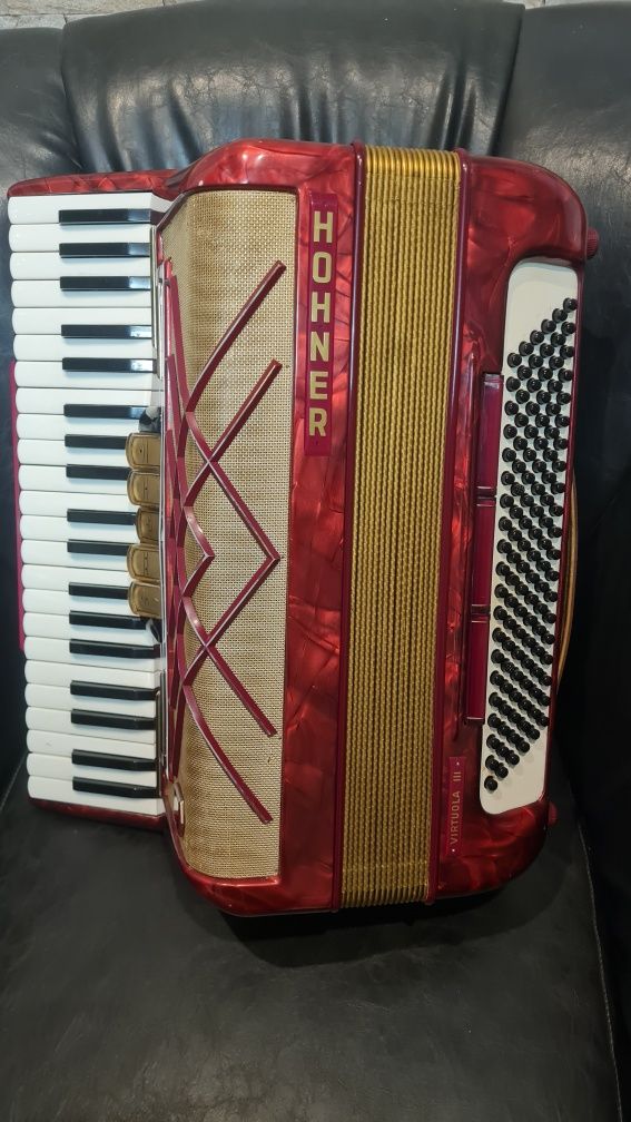 Acordeon Hohner Virtuola lll 120