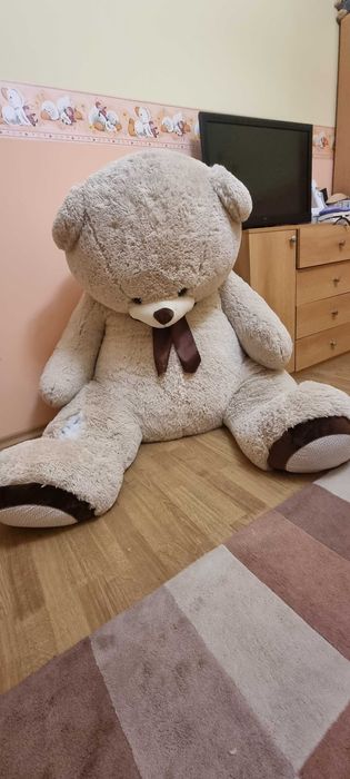 Много голям мечок