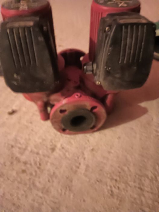 Pompa de apa  grunfos