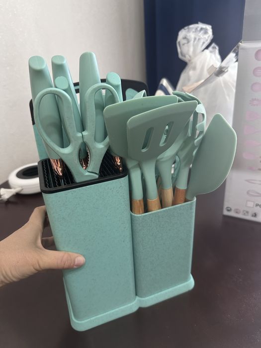 Продам набор кухонный